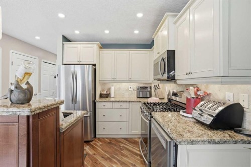161 Douglas Glen Heath Se, Calgary, AB - Indoor Photo Showing Kitchen With Stainless Steel Kitchen With Upgraded Kitchen