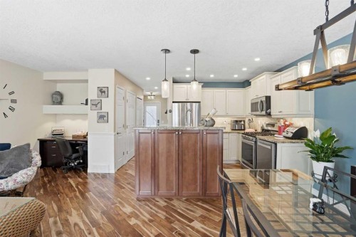 161 Douglas Glen Heath Se, Calgary, AB - Indoor Photo Showing Kitchen With Upgraded Kitchen