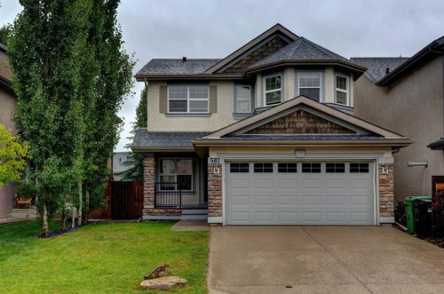 587 Everbrook Way Sw, Calgary, AB - Outdoor With Facade