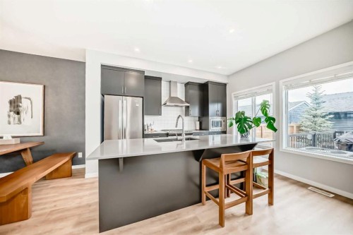 19 Rowley Common Nw, Calgary, AB - Indoor Photo Showing Kitchen