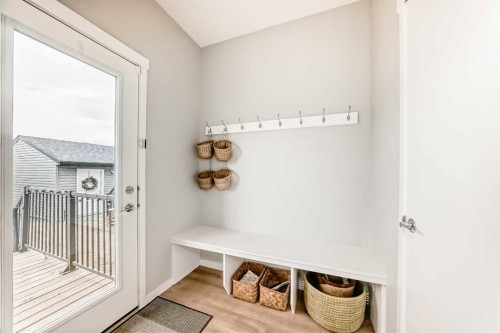 19 Rowley Common Nw, Calgary, AB - Indoor Photo Showing Other Room