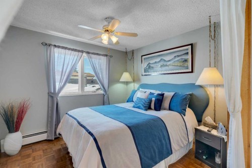 51 Parkwood Crescent, Strathmore, AB - Indoor Photo Showing Bedroom