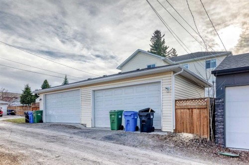 1444 40 Street Sw, Calgary, AB - Outdoor