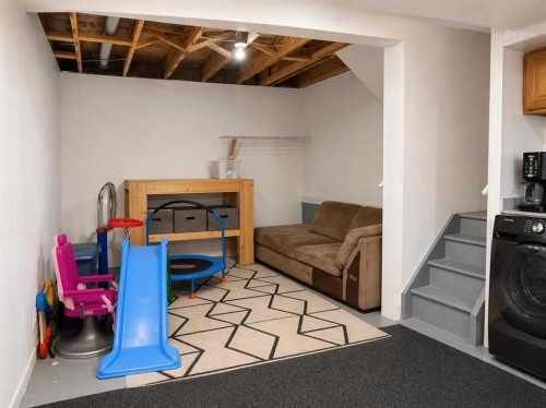 2452 Riverstone Road Se, Calgary, AB - Indoor