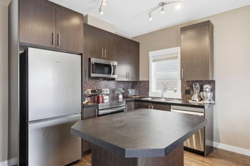 338 Skyview Ranch Road Ne, Calgary, AB - Indoor Photo Showing Kitchen
