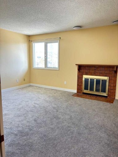 44 Edgemont Estates Road Nw, Calgary, AB - Indoor Photo Showing Other Room