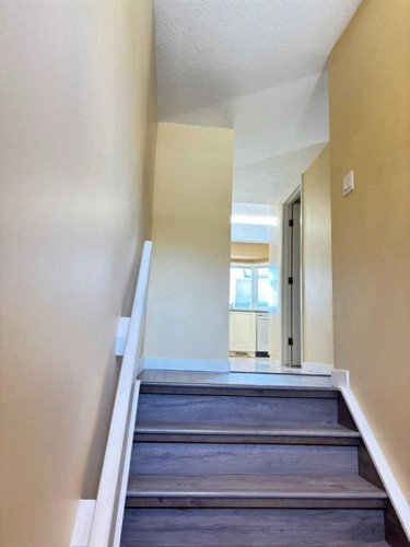 44 Edgemont Estates Road Nw, Calgary, AB - Indoor Photo Showing Other Room