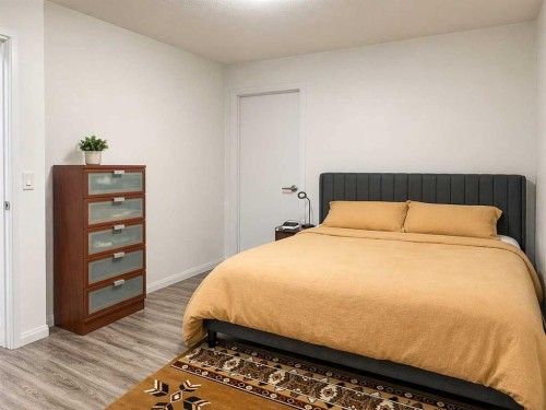 366 Mahogany Boulevard Se, Calgary, AB - Indoor Photo Showing Bedroom