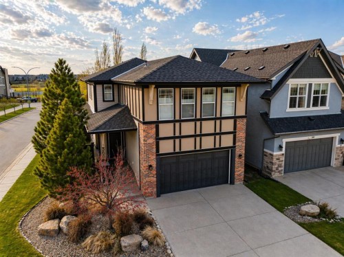 366 Mahogany Boulevard Se, Calgary, AB - Outdoor