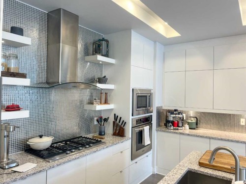 366 Mahogany Boulevard Se, Calgary, AB - Indoor Photo Showing Kitchen With Upgraded Kitchen