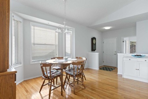 303 De Foras Close Nw, High River, AB - Indoor Photo Showing Dining Room