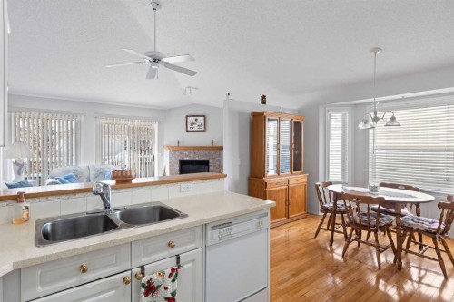 303 De Foras Close Nw, High River, AB - Indoor