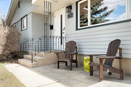 142 Winston Drive Sw, Calgary, AB - Outdoor With Exterior