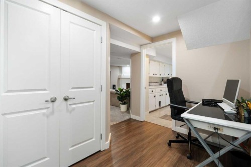 142 Winston Drive Sw, Calgary, AB - Indoor Photo Showing Office