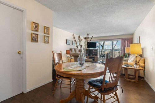 16A-231 Heritage Drive Se, Calgary, AB - Indoor Photo Showing Dining Room