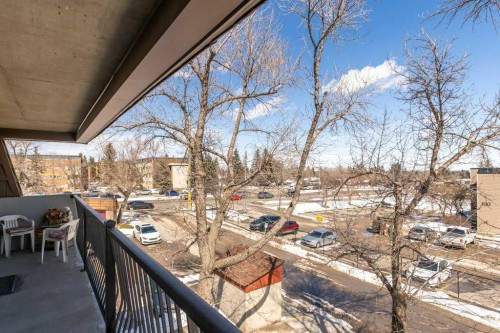 16A-231 Heritage Drive Se, Calgary, AB - Outdoor