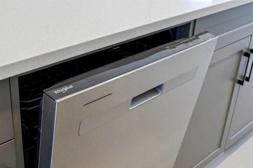 170 Dawson Harbour Rise, Chestermere, AB - Indoor