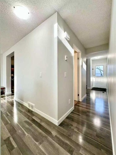 16-6915 Ranchview Drive Nw, Calgary, AB - Indoor Photo Showing Other Room