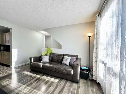 16-6915 Ranchview Drive Nw, Calgary, AB - Indoor