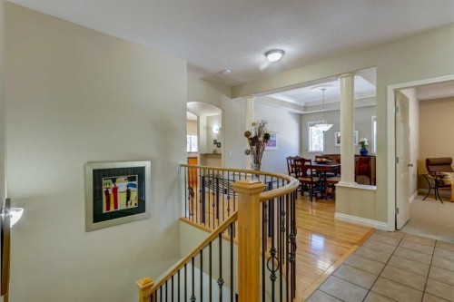 8 Straddock Villas Sw, Calgary, AB 