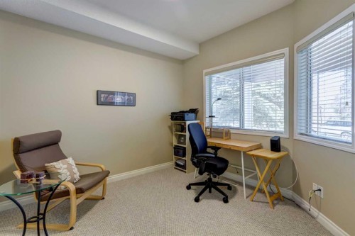 8 Straddock Villas Sw, Calgary, AB 