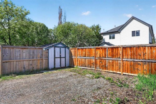 988 Prestwick Circle Se, Calgary, AB - Outdoor