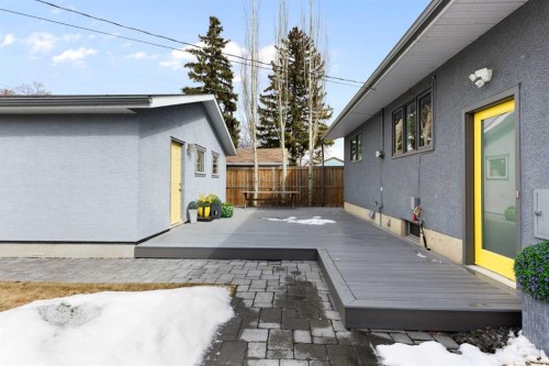 348 Wascana Crescent Se, Calgary, AB - Outdoor With Exterior