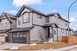 66 Skyview Point Rise NE Calgary, AB T3N 1B6