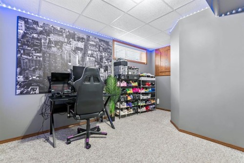 18 Green Meadow Crescent, Strathmore, AB - Indoor Photo Showing Office
