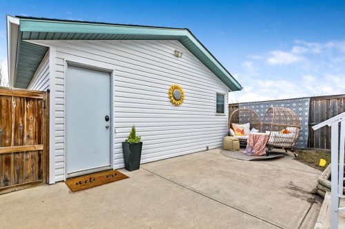 18 Green Meadow Crescent, Strathmore, AB - Outdoor With Exterior