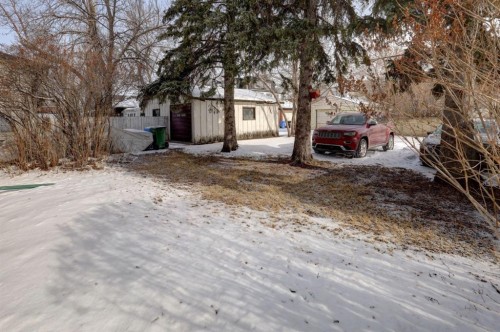 3432 3 Avenue Nw, Calgary, AB - Outdoor