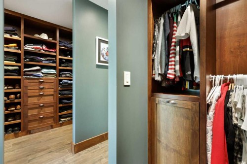 2908 7 Avenue Nw, Calgary, AB - Indoor