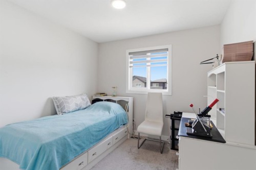 25 Legacy Glen Link Se, Calgary, AB - Indoor Photo Showing Bedroom