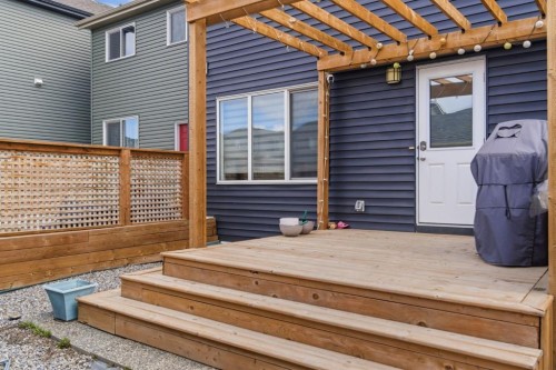 25 Legacy Glen Link Se, Calgary, AB - Outdoor With Deck Patio Veranda With Exterior
