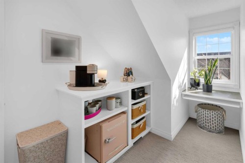 90 Somme Boulevard Sw, Calgary, AB - Indoor