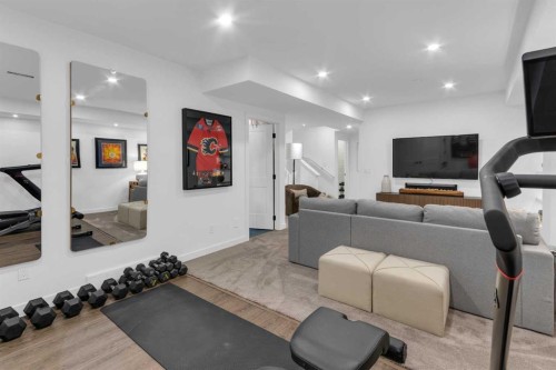 90 Somme Boulevard Sw, Calgary, AB - Indoor
