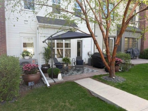 90 Somme Boulevard Sw, Calgary, AB - Outdoor