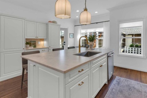 90 Somme Boulevard Sw, Calgary, AB - Indoor Photo Showing Kitchen