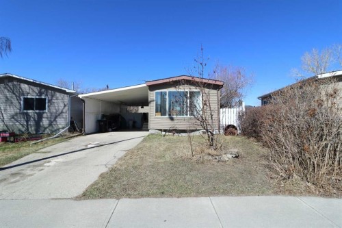 152 Big Springs Drive SE Airdrie, AB T4A 1L4