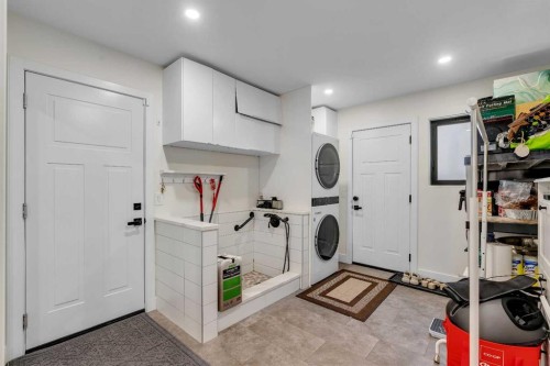 931 Shawnee Drive Sw, Calgary, AB - Indoor