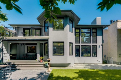 931 Shawnee Drive Sw, Calgary, AB - Outdoor With Balcony