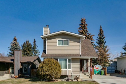 132 Big Springs Hill SE Airdrie, AB T4A 1K4