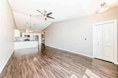 10 Sunvale Place Ne, High River, AB - Indoor
