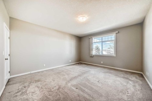 10 Sunvale Place Ne, High River, AB - Indoor Photo Showing Other Room