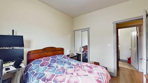 11723 Canfield Road Sw, Calgary, AB - Indoor Photo Showing Bedroom