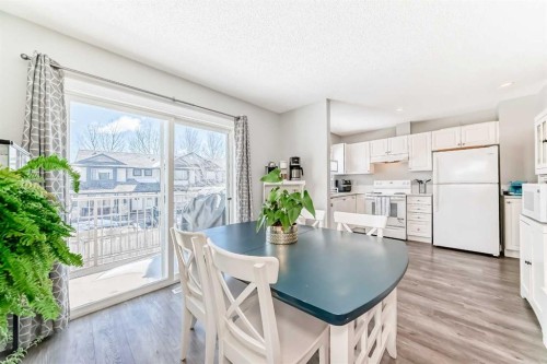 126 Citadel Point Nw, Calgary, AB - Indoor Photo Showing Dining Room