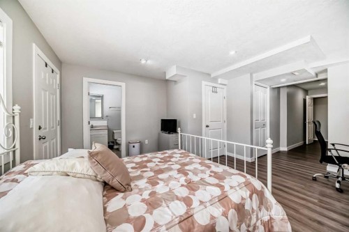126 Citadel Point Nw, Calgary, AB - Indoor Photo Showing Bedroom
