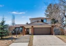677 Wallace Drive, Carstairs, AB  - Outdoor With Facade 