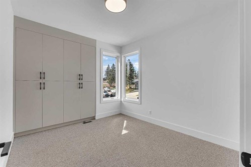 3919 23 Avenue Sw, Calgary, AB - Indoor Photo Showing Other Room