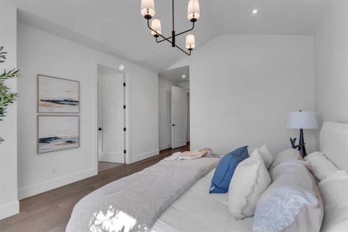 3919 23 Avenue Sw, Calgary, AB - Indoor Photo Showing Bedroom